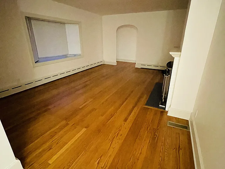 958 Middlesex Tpke — Photo 4