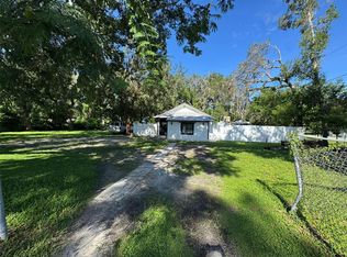 4631 6th St, Zephyrhills, FL 33542