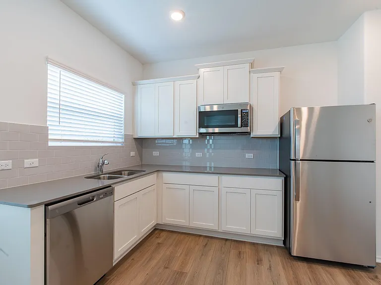 10705 Steinbeck Dr — Photo 24