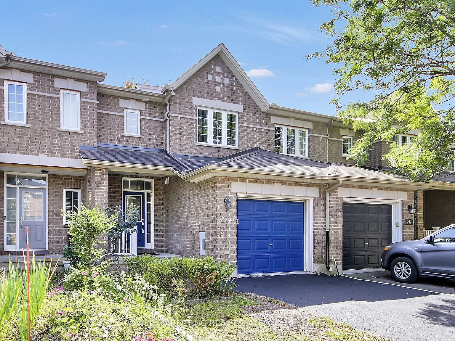 3 bed, $2,700 — Photo 2