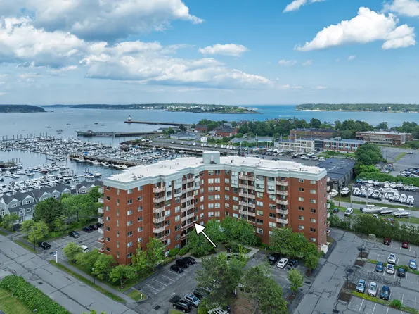 148 Breakwater Drive #302, South Portland, ME 04106