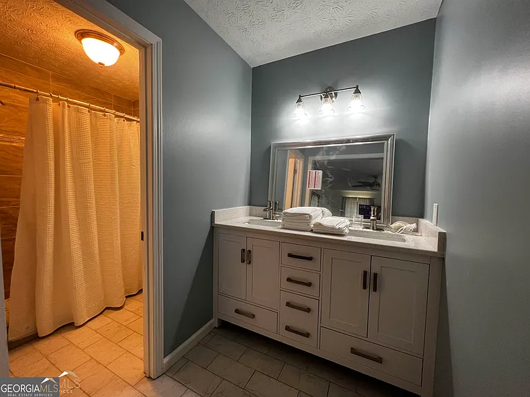 208 Swanson Rdg — Photo 31