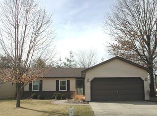 5253 Carlton Dr, Springfield, IL 62703