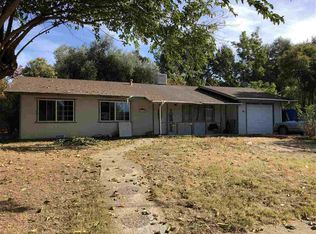 560 Brearcliffe Dr, Red Bluff, CA 96080
