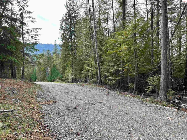 78 Osage Rd, Sagle, ID 83860