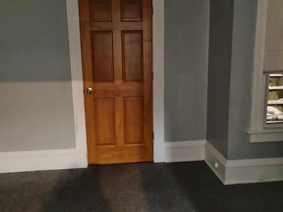 5th image of 674 Walbridge Ave #C