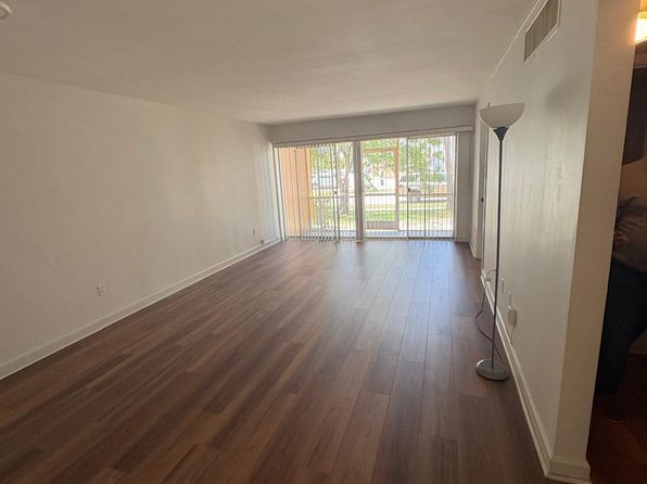 1501 Crescent Cir APT D29