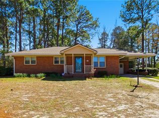512 Longview Dr, Fayetteville, NC 28311