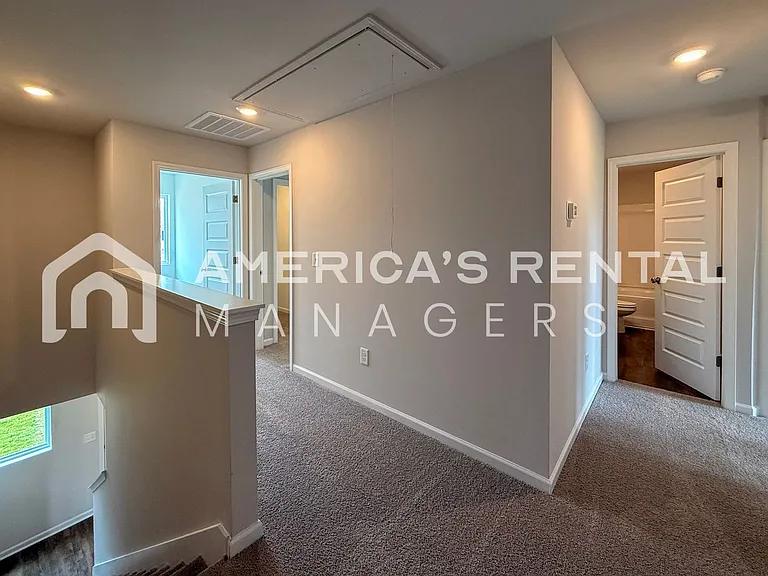 105 River Grass Dr — Photo 14