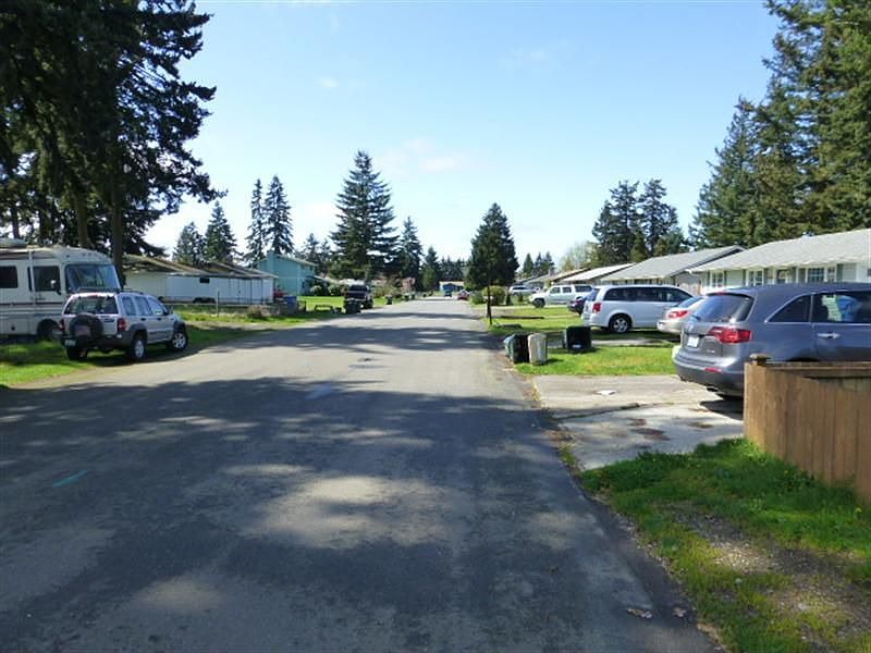 2nd image of 8542 Queets Dr NE
