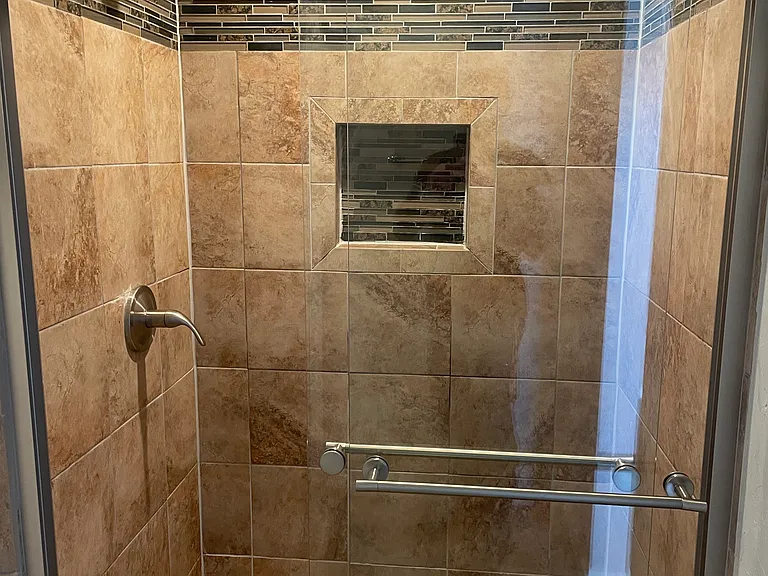 8425 Breezewood Dr — Photo 17