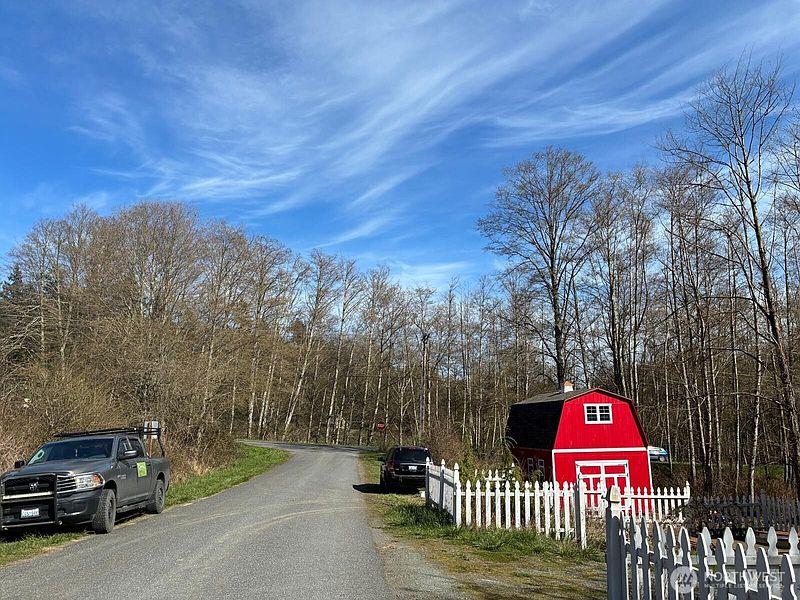 4th image of 0 Mount Entrance Road