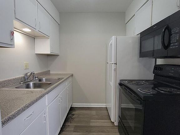 4th image of 1109 S Brookside Ave APT 1A