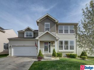 19325 Holmes St, Omaha, NE 68135