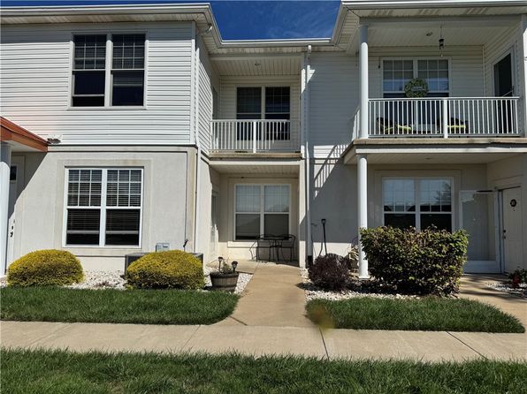 219 Adams Pointe Blvd UNIT 11