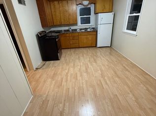 106 Cherry St, West Union, IA 52175