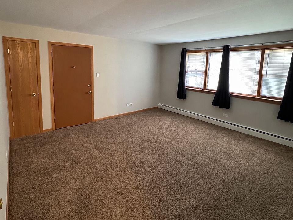 1st image of 546 S Water St #1W