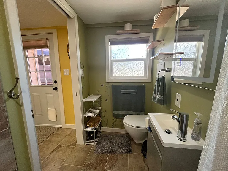 2352 Shasta St — Photo 32