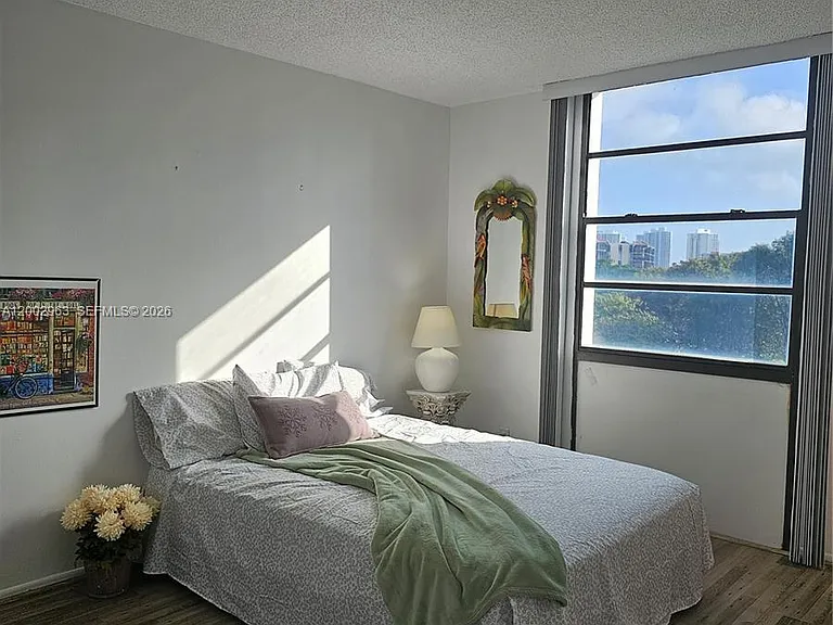 20400 W Country Club Dr #508 — Photo 35