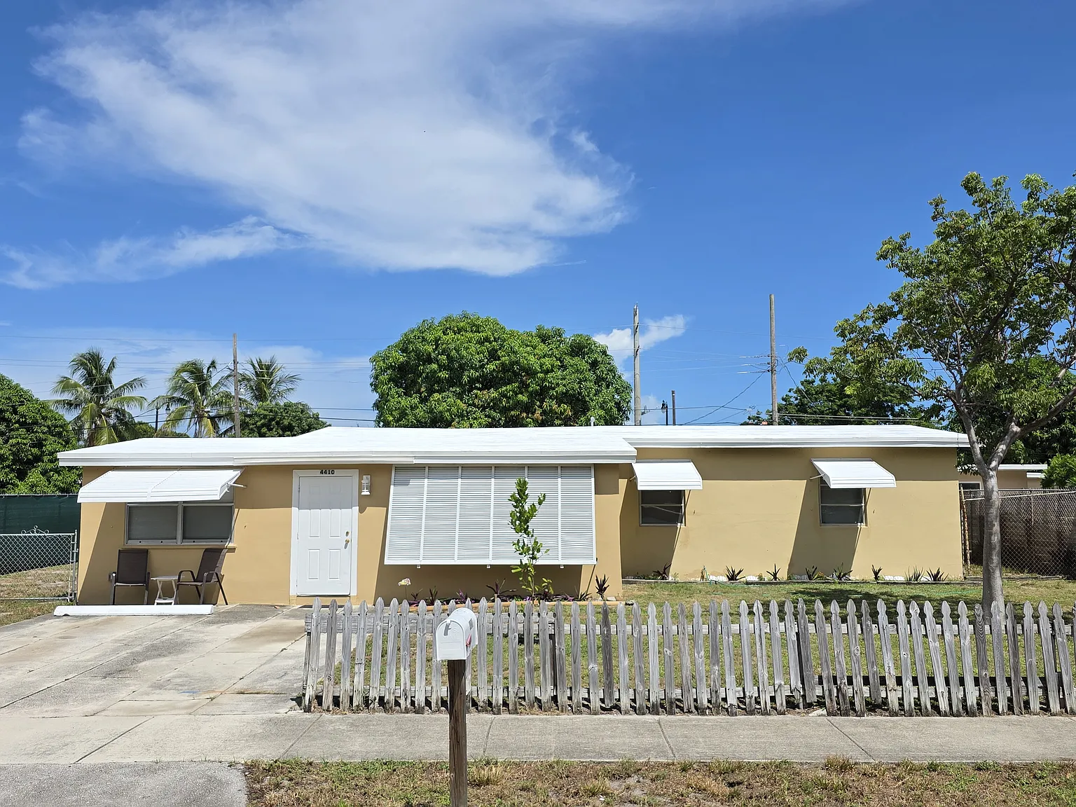 4 bed, 1442 sqft, $3,000 — Photo 1