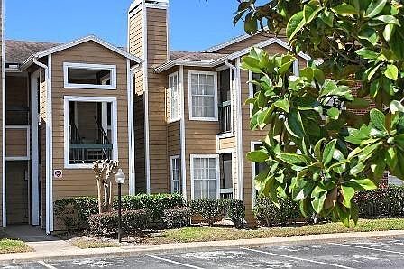 2nd image of 4200 Thornbriar Ln APT 104