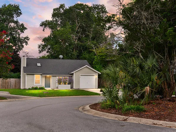 1295 Lake Mallard Blvd, Mount Pleasant, SC 29464