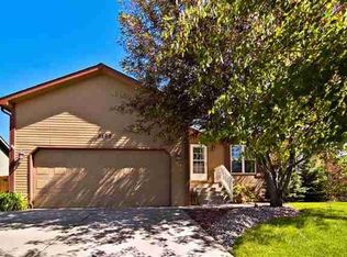 3123 Smith Pl, Cheyenne, WY 82009