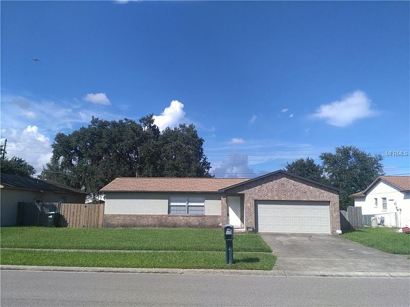 1st image of 7627 Pine Hollow Ct