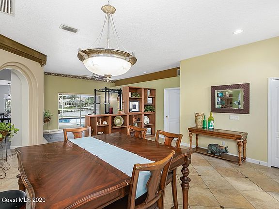 5th image of 3726 Sunward Dr