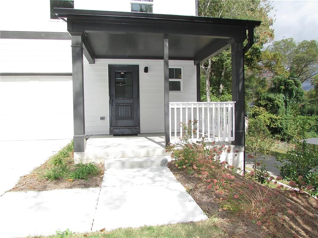 4 bed, 2.5 bath, 1887 sqft, $3,000 — Photo 4
