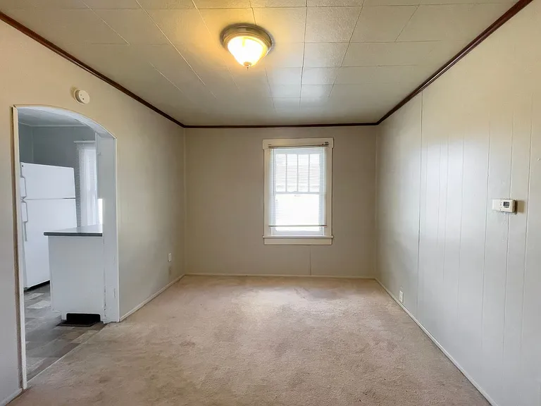 2401 S Mulberry St — Photo 14