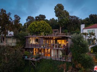 454 Stassi Ln, Santa Monica, CA 90402