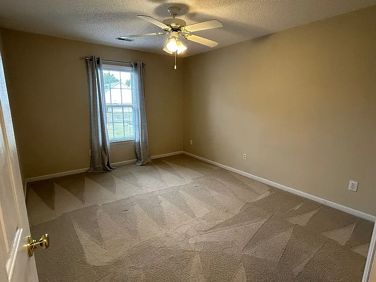 1300 Woodburn Ct — Photo 22