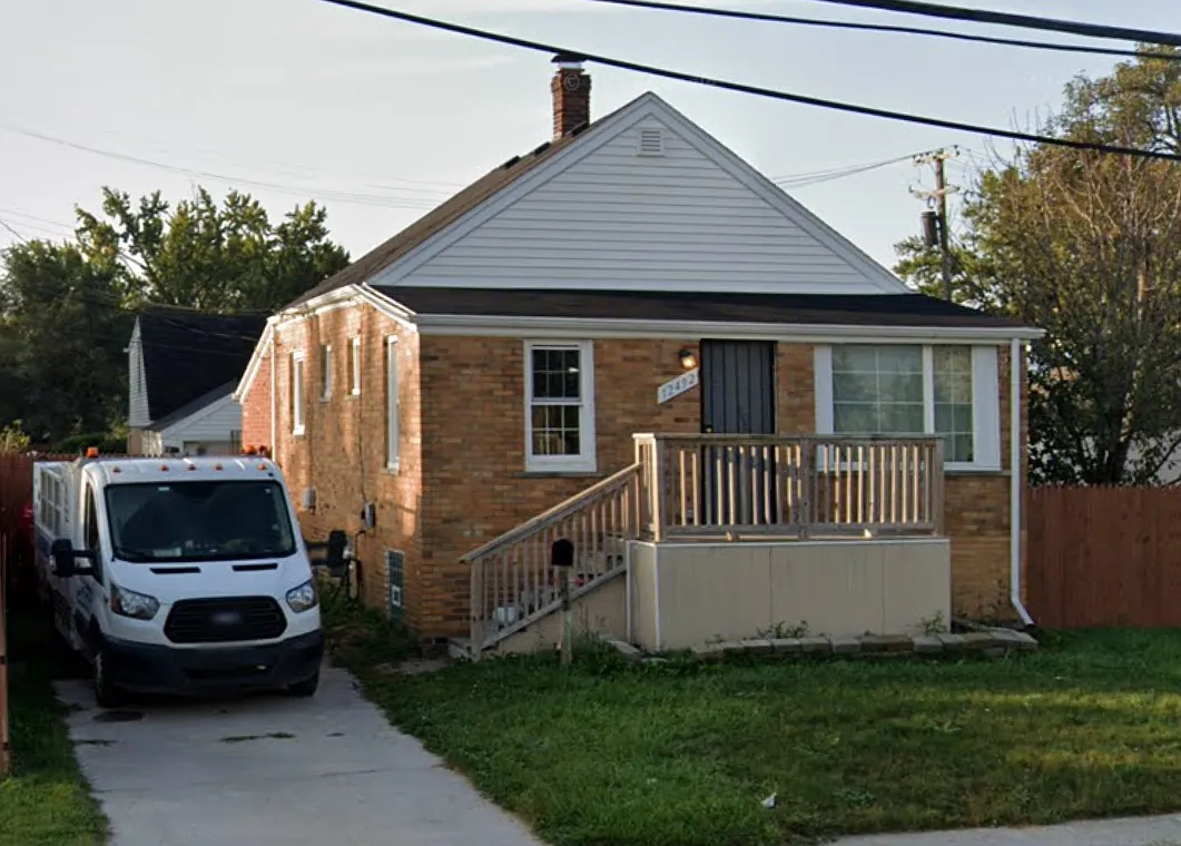 3 bed, 1196 sqft, $1,599 — Photo 1