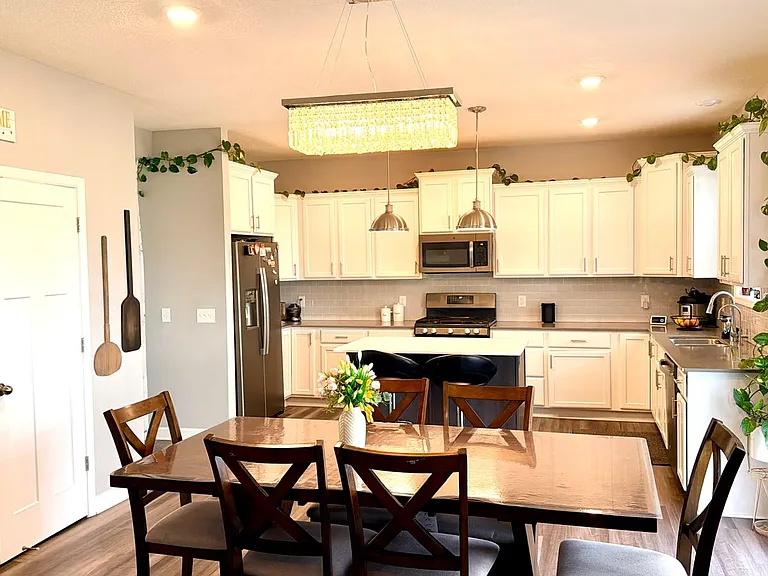 4849 Stable View Dr — Photo 4