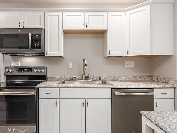 3rd image of 5044 Winslow Dr