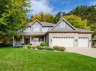 1937 N Donna Dr, Stevensville, MI 49127