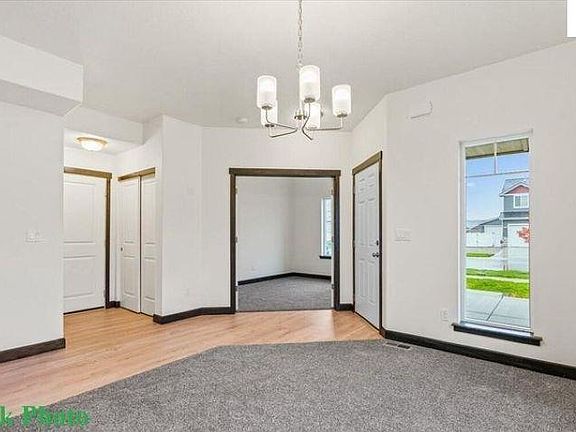 5th image of 1135 Jersey St