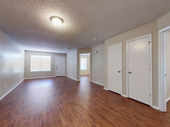 4th image of 619 McQueary St #619