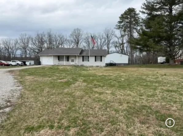 1566 Us Highway 460 W, Frenchburg, KY 40322