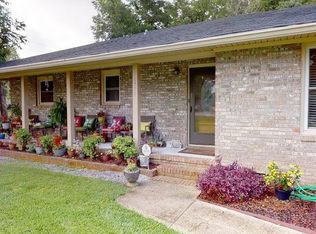 1201 S Lenevar Dr, Charleston, SC 29407