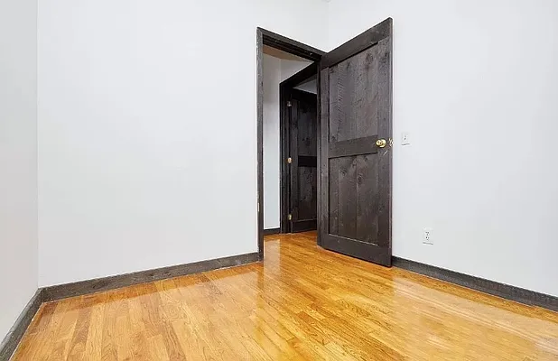 Rented by PocketBroker Inc | media 12