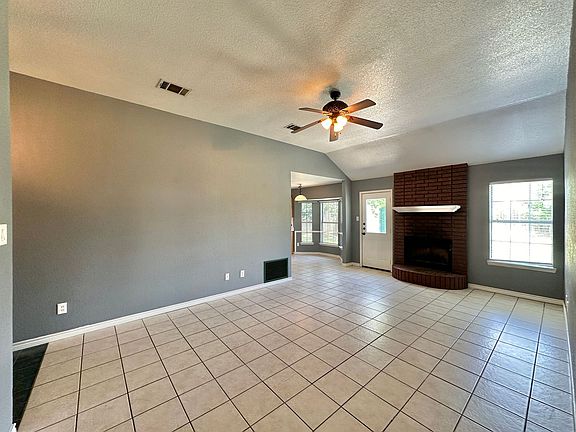 3rd image of 3407 Christina Ln