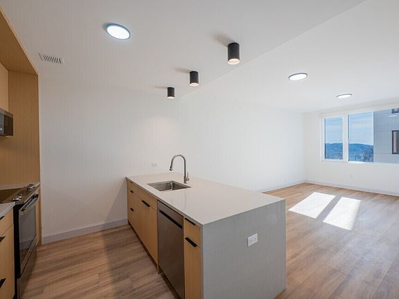 2nd image of 44-14 Douglaston Pkwy #5G