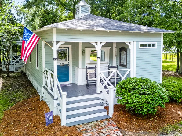 114 Dial Ln, Moncks Corner, SC 29461