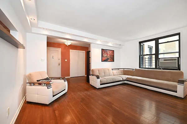 Sold by Amerihomes Realty of NY | media 9