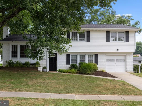 2126 Fountain Hill Dr, Lutherville Timonium, MD 21093