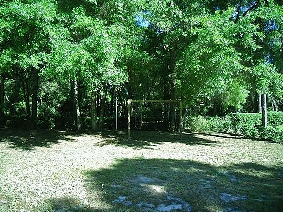 5th image of 805 Sweetbay Ct