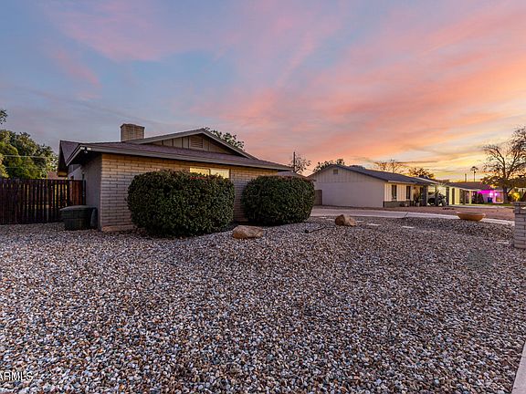 4th image of 1649 W ROYAL PALM Road