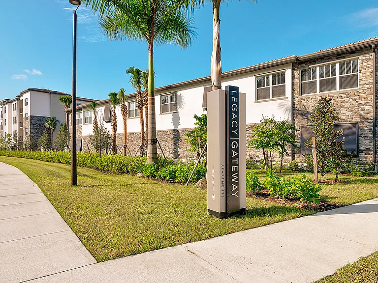 Legacy Gateway Apartments — Photo 48